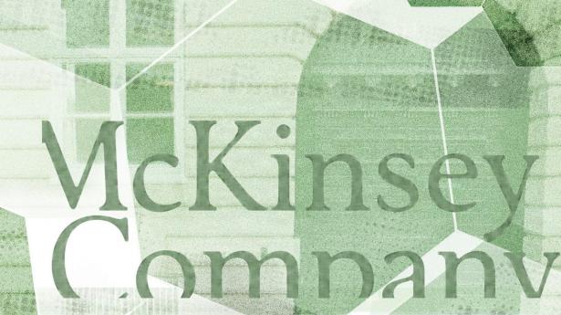 Inden Ramiro Prudencio kom til McKinsey, gjorde han karriere i selskaberne BCW Global og Burson-Marsteller.