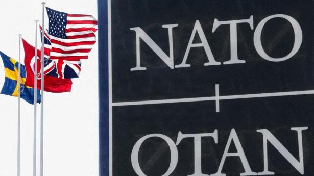Praktikant på Nato-kontor anholdt efter mistanke om spionage