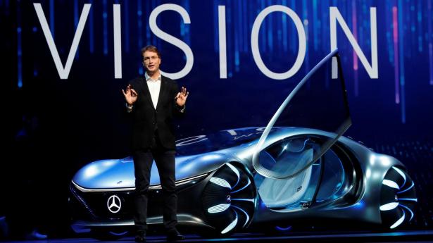 Svensk-tyske Ola Källenius har stået i spidsen for Mercedes-Benz siden 2019. Sidste år solgte bilproducenten 1,8 mio. biler på globalt plan.
