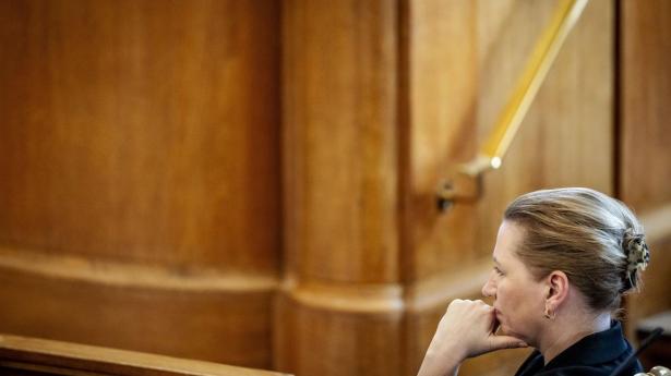 Mette Frederiksen (S) er stadig kongelig undersøger og forhandler fortsat for at kunne danne en centrum-venstre-regering.