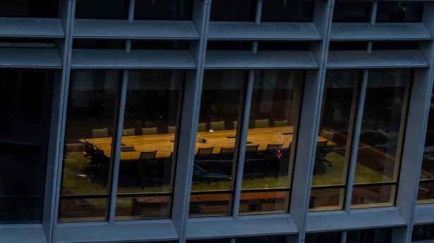 Er tiden kommet til gigantiske fyringsrunder? I USA viser de første tegn sig