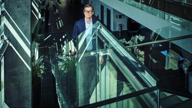 Charl van Zyl, topchef i Lundbeck, har opjusteret vækstudsigten for 2026 efter stærkt kvartal.