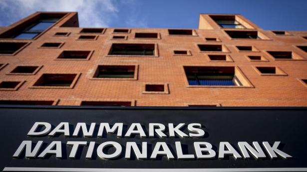 Nationalbanken varetager formandskabet i Betalingsrådet, der er et frivilligt forum, hvor såkaldte betalingsaktører arbejder for at gøre betalinger så sikre og effektive som muligt.