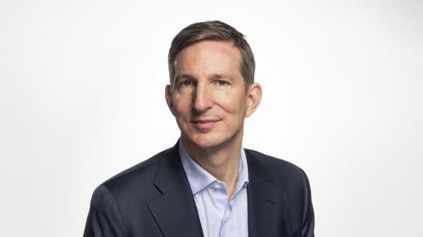 Når ledelse i uforudsigelighed svigter, bliver det ikke bare komplekst. Det bliver usikkert, skriver Christian Ørsted.