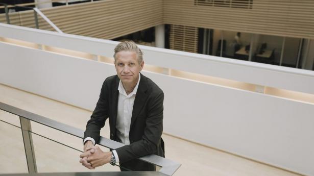 Christian Jensby startede som adm. direktør i Rambøll 1. maj – allerede nu ændrer han markant på holdopstillingen i topledelsen.