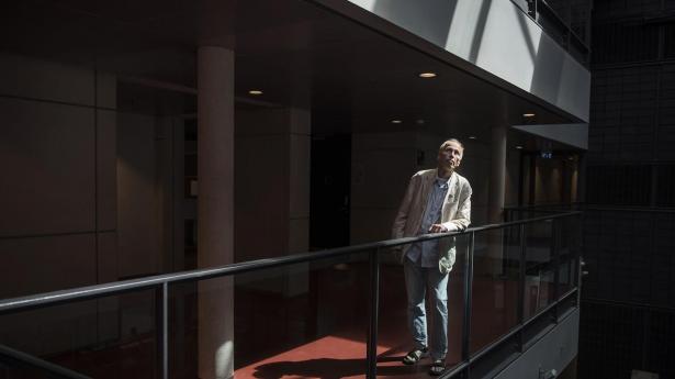 I modsætning til udlandet har erhvervsdrivende fonde i Danmark en stor og stigende betydning. Vi må selv skrive lærebøgerne om dette område, skriver Steen Thomsen om baggrunden for et nyt center for erhvervsdrivende fonde under CBS.