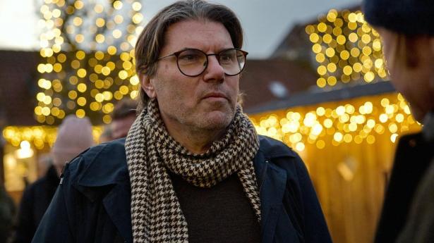 Danmarksdemokraternes Mads Fuglede er bekymret for, om datacentre kan give øgede elpriser.