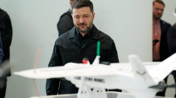 Zelenskyj: Krigen afgøres i luften