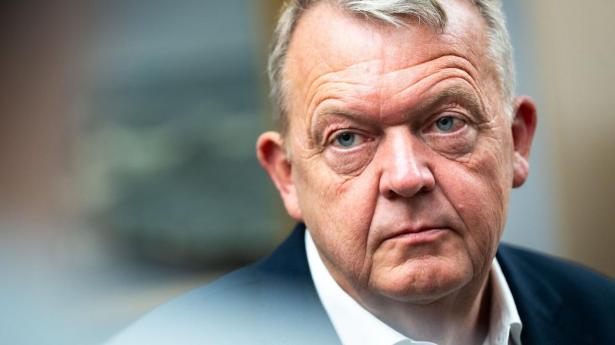 Udenrigsminister Lars Løkke Rasmussen mistænker Putin for at sætte et venligt ansigt op for at lokke “nogen” i en fælde.