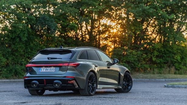 Audi RS5 Avant: Heftig stationcar er en svingmester