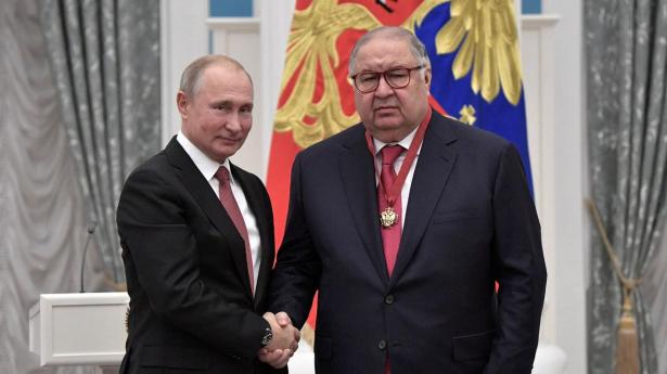 Efter bittert slagsmål: To russiske rigmænd slipper fri af EU-sanktioner