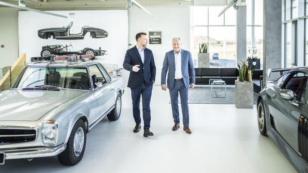 Jysk-arving Jacob Brunsborg (tv.) og USTC-milliardær Torben Østergaard står sammen bag bilkoncernen Selected Car Group.