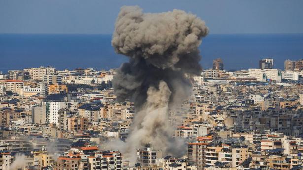Det er blevet stadig mere kompliceret at se, hvorvidt et billede er ægte eller skabt via AI – særligt når der ikke er mennesker på. Dette, fra en israelsk bombning af Beirut i Libanon, er ægte.