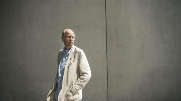 Steen Thomsen, professor og erhvervsforsker på CBS, skal lede det nye Center for Erhvervsdrivende Fonde og sikre, at de eksisterende huller i vores viden om fondsejerskab bliver udfyldt.