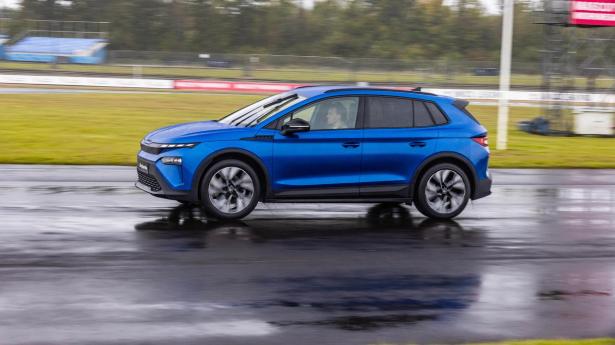 Skoda topper bilsalget for femte måned i træk