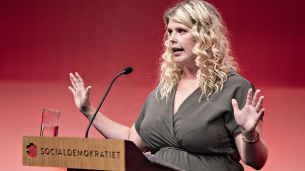 Socialdemokrat langer ud efter partifællers anonyme kritik