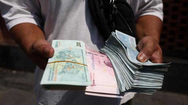 Irans valuta rammer ny bund før ventede USA-sanktioner