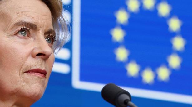 “Det her er det eneste sprog, Rusland forstår,” siger kommissionsformand Ursula von der Leyen om ny sanktionspakke, som skal presse Rusland yderligere.
