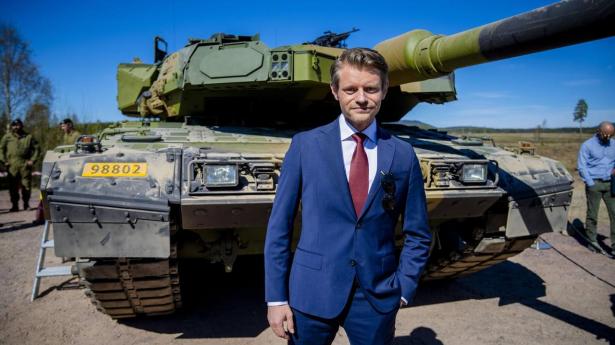 Strid om nyt norsk forsvarsforlig: Kræver flere milliarder på bordet