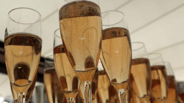 Salget af champagne er faldet markant under coronakrisen. Arkivfoto: Eric Gaillard/Reuters/Ritzau Scanpix
