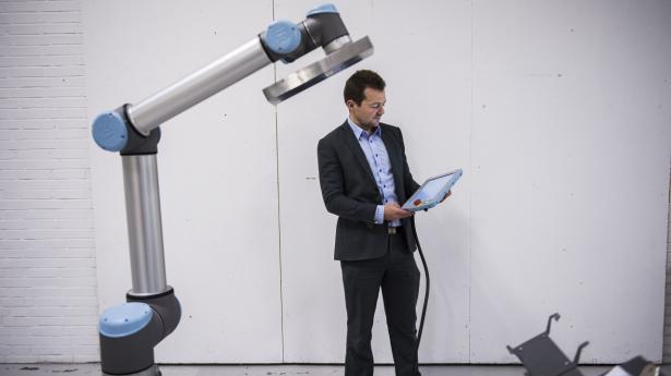 Universal Robots, stiftet af Esben H. Østergaard, blev i Danmark, selvom de blev solgt til Teradyne. Det kan vi lære af. Arkivfoto: Johnny Anthon Wichmann