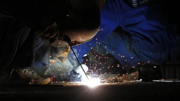 Udviklingen i industriproduktionen det seneste halve år viser, at motoren kører på de fleste cylindere, vurderer cheføkonom i Dansk Metal Tomas Søby. Arkivfoto: Kham/Reuters/Ritzau Scanpix
