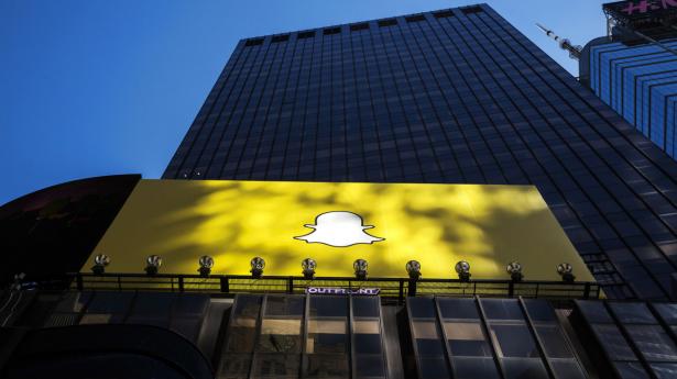 Snap, der ejer det populære sociale medie Snapchat, faldt 26,6 pct. til 55,12 dollar, efter at selskabet sent torsdag kom med regnskab for tredje kvartal og en prognose for fjerde kvartal, der begge skuffede fælt. Arkivfoto: Lucas Jackson/Reuters/Ritzau Scanpix