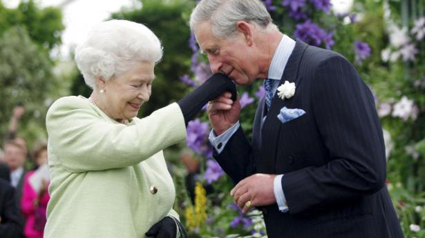 Dronning Elizabeth har siddet på tronen i Storbritannien siden 1952. Nu har Kong Charles overtaget. Arkivfoto: Pool/Reuters/Ritzau Scanpix
