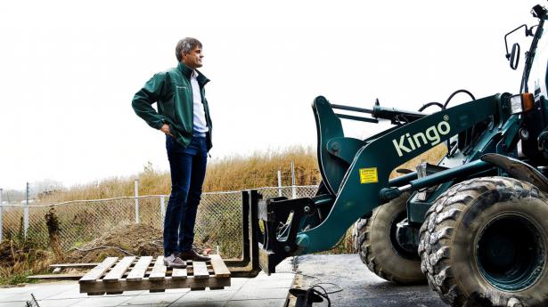Indehaver af nedrivningsvirksomheden Kingo Karlsen, Thomas Kingo, forventer, at politianmeldelsen af en tidligere medarbejder for bedrageri vil føre til sigtelse og i sidste ende domfældelse. Arkivfoto: Steven Achiam