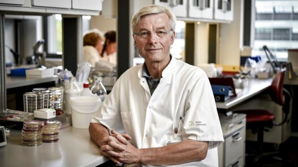 Hans Jørn Kolmos, professor i mikrobiologi ved Syddansk Universitet, vurderer, at Nordjylland står langt fremme i køen i forhold til en regional genåbning. Arkivfoto: Robert Wengler/Jysk Fynske Medier/Ritzau Scanpix