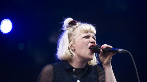 I morgen torsdag går sangskriver og sangerinde Katinka Bjerregaard på scenen, når Musikkens hus i Aalborg dedikerer de næste mange torsdag til dansk musik. Arkivfoto: Sarah Christine Nørgaard/BT/Ritzau Scanpix