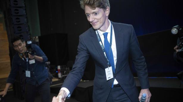 Robert Mærsk Uggla fra A.P. Møller Holding ankommer til Danske Banks ekstraordinære generalforsamling i DGI Byen København K. Arkivfoto: Marie Bentzon