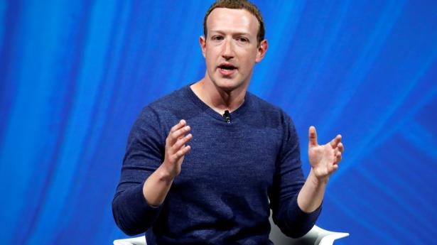 Investorer går i rette med Mark Zuckerberg efter selskabets tredje kvartal. Selskabet trykker alt for hårdt på investeringer i metaverset, mener de. Arkivfoto: Charles Platiau/Reuters/Ritzau Scanpix