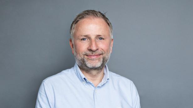 Mads Ulrik Pedersen satser 220 mio. kr. på energieffektiv salatproduktion. PR-foto