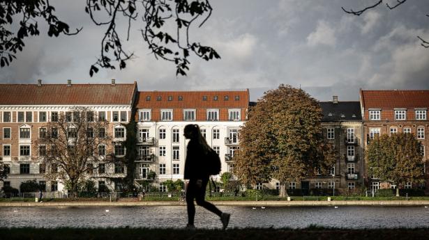 Det rekordhøje lejlighedssalg presser priserne i vjeret. Arkivfoto: Thomas Lekfeldt/Ritzau Scanpix