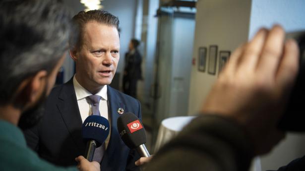 Udenrigsminister Jeppe Kofoed har ikke indstillet deres telefoner til automatisk at slette sms’er. Arkivfoto: Thomas Sjørup/Ritzau Scanpix