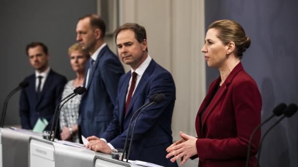 Tidlige aftaler om hjælpepakker og lønkompensation er en af årsagerne til, at Danmark har klaret sig godt igennem coronapandemien. Arkivfoto: Olafur Steinar Gestsson/Ritzau Scanpix)