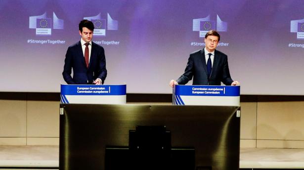 EU-Kommissionens næstformand, Valdis Dombrovskis, præsenterede tirsdag en ny bankpakke, der kan øge bankudlånet med 450 mia. euro. Foto: Pool/Reuters/Ritzau Scanpix