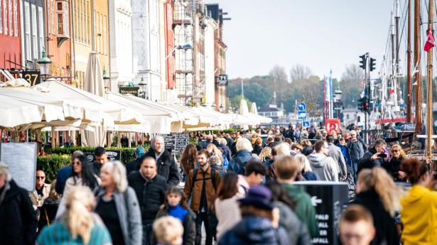 Selvom der er fremgang i dansk økonomi, er der ingen tvivl om, at corona ramte turismeerhvervet hårdt. Særligt i København, som i 2020 tabte 65 pct. af turistovernatningerne. Arkivfoto: Niels Christian Vilmann/Ritzau Scanpix
