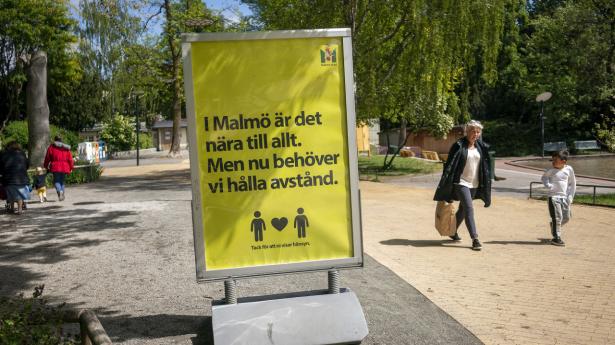 Danmarks og Sverige har haft to meget forskellige nedlukningsstrategier. Alligevel er deres økonomier blevet påvirket meget ens. Arkivfoto: Niels Ahlmann Olesen/Ritzau Scanpix