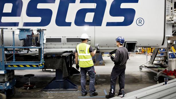 Vestas og konkurrenterne har i 2021 kæmpet med en hård modvind fra stigende priser på både fragt og vigtige råvarer. Arkivfoto: Astrid Dalum