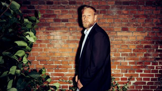 Michael Friis Jørgensen, aktiechef i HC Andersen Capital, mener, at danske bankaktier har klaret sig skidt oven på regnskaberne fra første kvartal, fordi markedet allerede havde indpriset, hvor gode regnskaberne ville være, og stadig bekymrer sig om, at bankkrisen vil smitte fra USA til Europa. Arkivfoto: Jeppe Bøje Nielsen