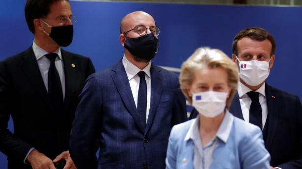 Tidligere på ugen blev de 27 EU-lande enig om et budget, men det vil et flertal i Europa-Parlamentet nu have ændret. Foto: Pool/Reuters/Ritzau Scanpix