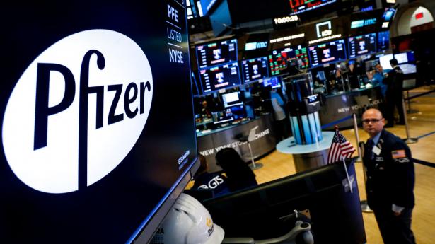 Aktier stiger verden rundt efter positive vaccinenyhheder fra Pfizer Arkivfoto: Brendan Mcdermid/Reuters/Ritzau Scanpix