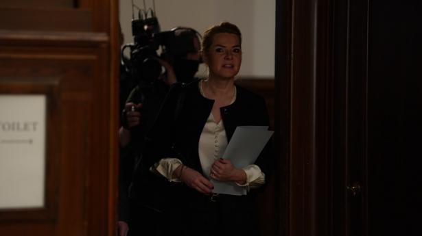 Tidligere udlændingeminister Inger Støjberg (V) på vej til gruppemøde torsdag. Foto: Emil Helms/Ritzau Scanpix