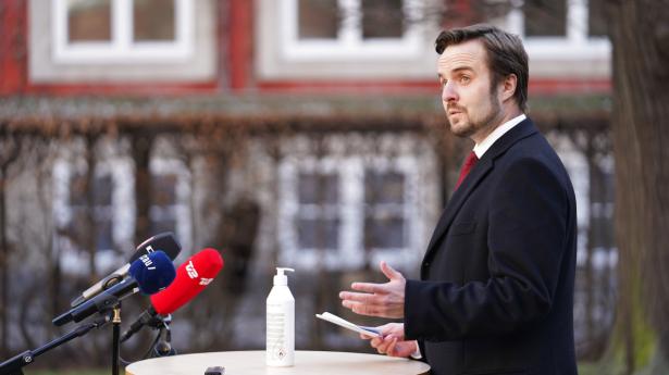 Modig økonomisk politik skal skabe lys i coronamørket. Arkivfoto: Emil Helms/Ritzau Scanpix