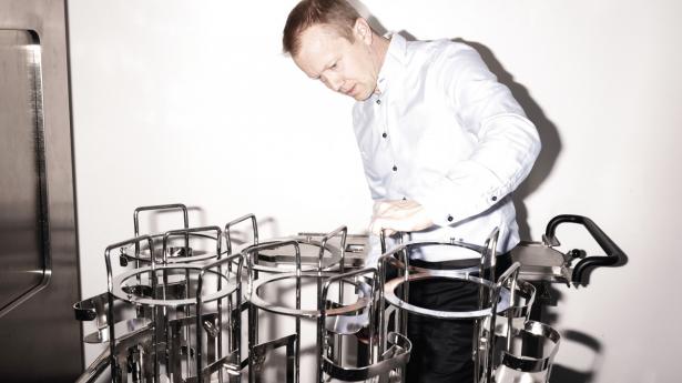 Kristian Ebbensgaard, adm. direktør i Biophero, håber at opbygge en stor dansk producent af bæredygtige ingredienser til plantebeskyttelse. Foto: Walther Bølge