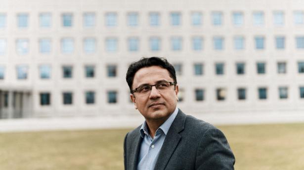 Navneet Kapoor er på vej til at flytte til København sammen med hustruen. “Vi er empty nesters”, siger han – amerikansk for, at børnene er flyttet hjemmefra. Foto: Andreas Vinther