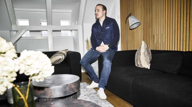 Adm. direktør og stifter af Lunar Bank, Ken Villum Klausen, præsenterer nyt opkøb, der skal ruste banken i kampen mod Klarna. Arkivfoto: Jonas Pryner Andersen