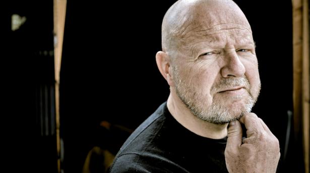 “EU har brugt under en tredjedel af det, som amerikanerne har brugt på vacciner. Så ligger man jo lidt, som man har redt,” siger tidl. direktør for Lægemiddelstyrelsen Thomas Senderovitz. Foto: Steven Achiam